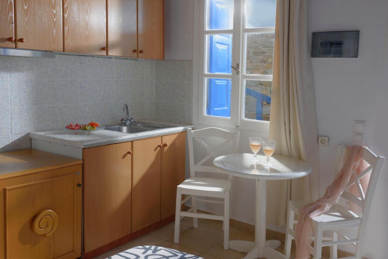 Adonis Rooms Kalo Livadi Exterior foto