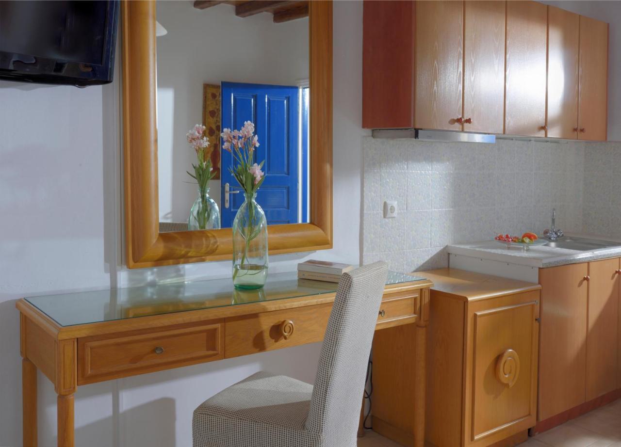 Adonis Rooms Kalo Livadi Exterior foto
