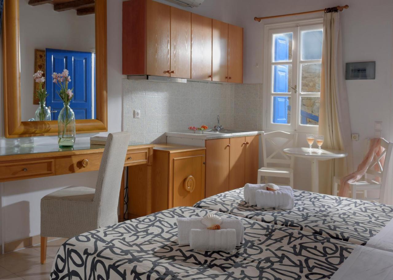 Adonis Rooms Kalo Livadi Exterior foto