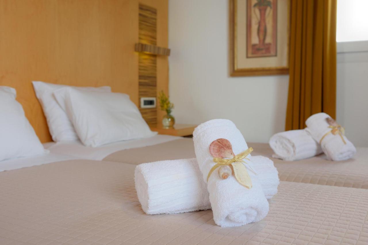 Adonis Rooms Kalo Livadi Exterior foto